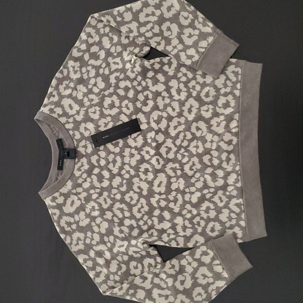 Marc Jacobs sweater NWT Size small